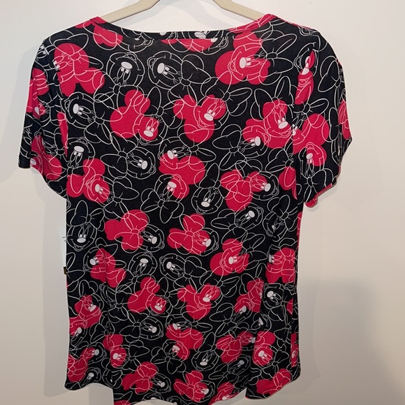 Lularoe Classic T knit top size medium - Picture 2 of 5